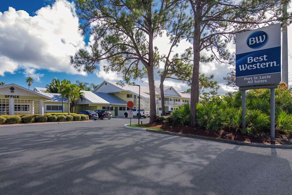 ホテル ベストウェスタン ポート セントルーシー Port St. Lucie エクステリア 写真